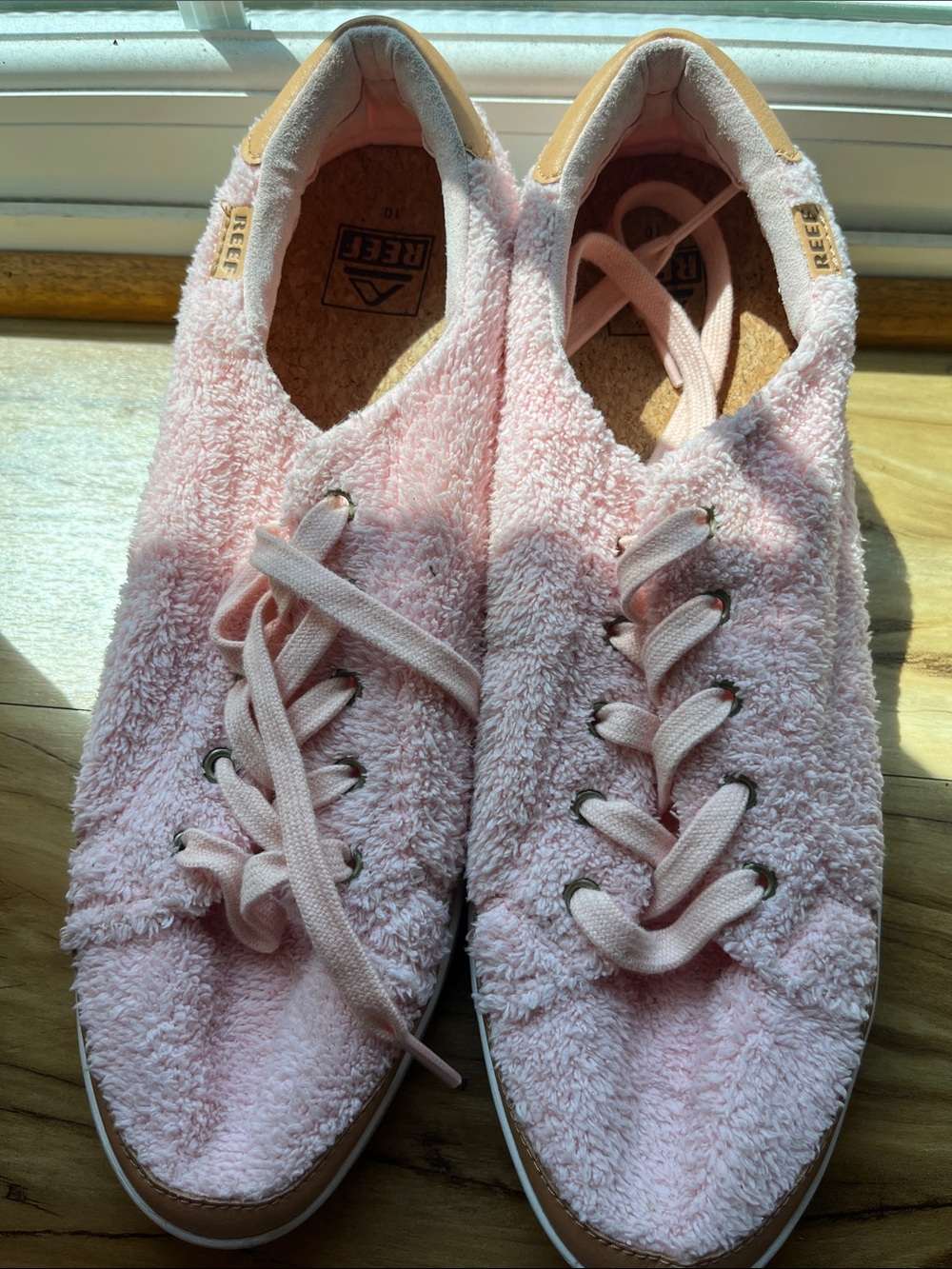 Reef Women's Pink Terry Cloth Lace-Up Sneakers with Tan Accents